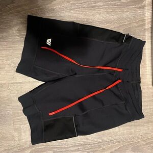 WOLACO compression half tight shorts